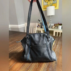 B. Makowsky shoulder bag
